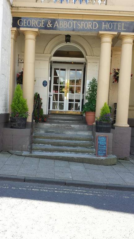 George And Abbotsford Hotel Melrose Exterior foto
